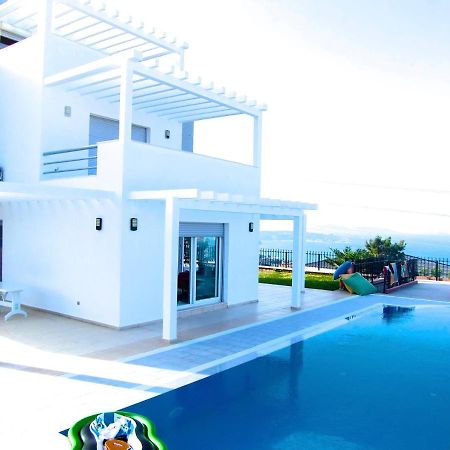 Luxury Villa With Amazing View, Çeşme Kültér fotó